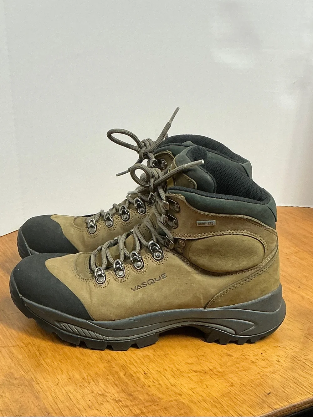 Vasque Wasatch 7166 GTX Men's Hiking Boots 9.5